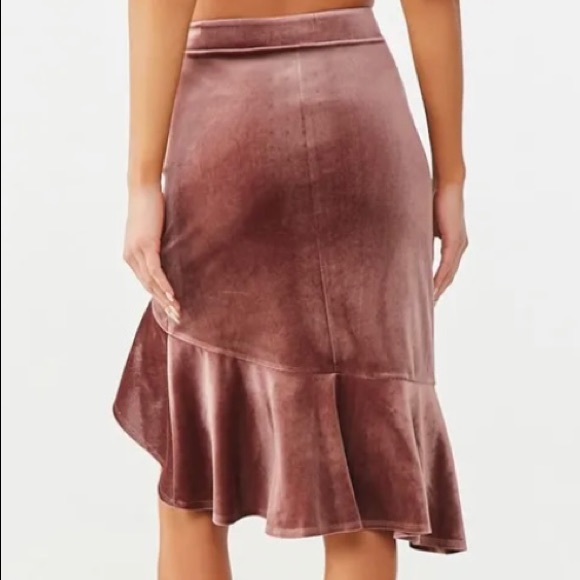 🌺HOST PICK🌺Forever 21 Mauve Velour High-Low Skirt (BNWT) - Picture 3 of 13